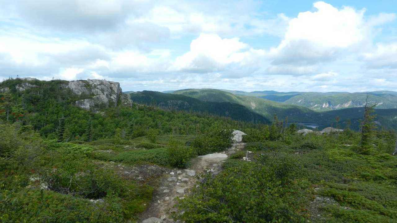 Photo représentant Mont du Lac-des-Cygnes et Mont de l'Ours.